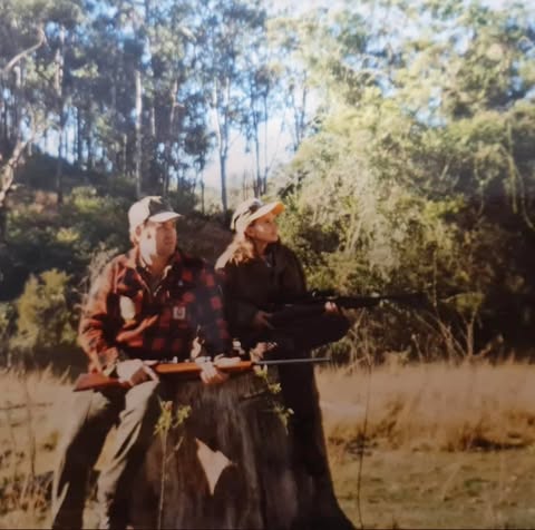A vintage family hunting photo of Gaby's parents in the Queensland bush